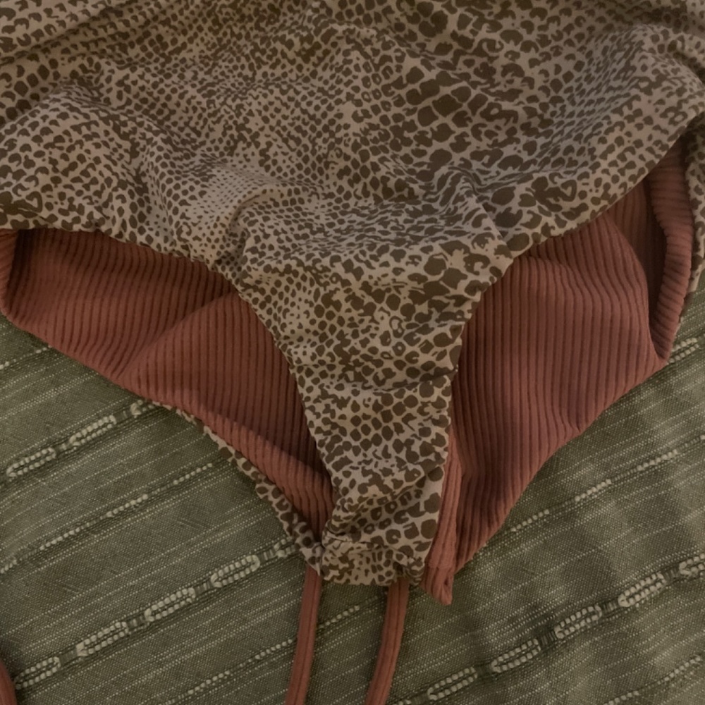 Acacia set - Picture 3 of 5